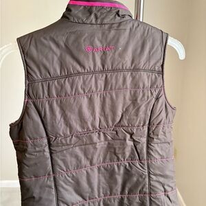 Ariat Women's Chocolate Vest with Fuchsia Highlights